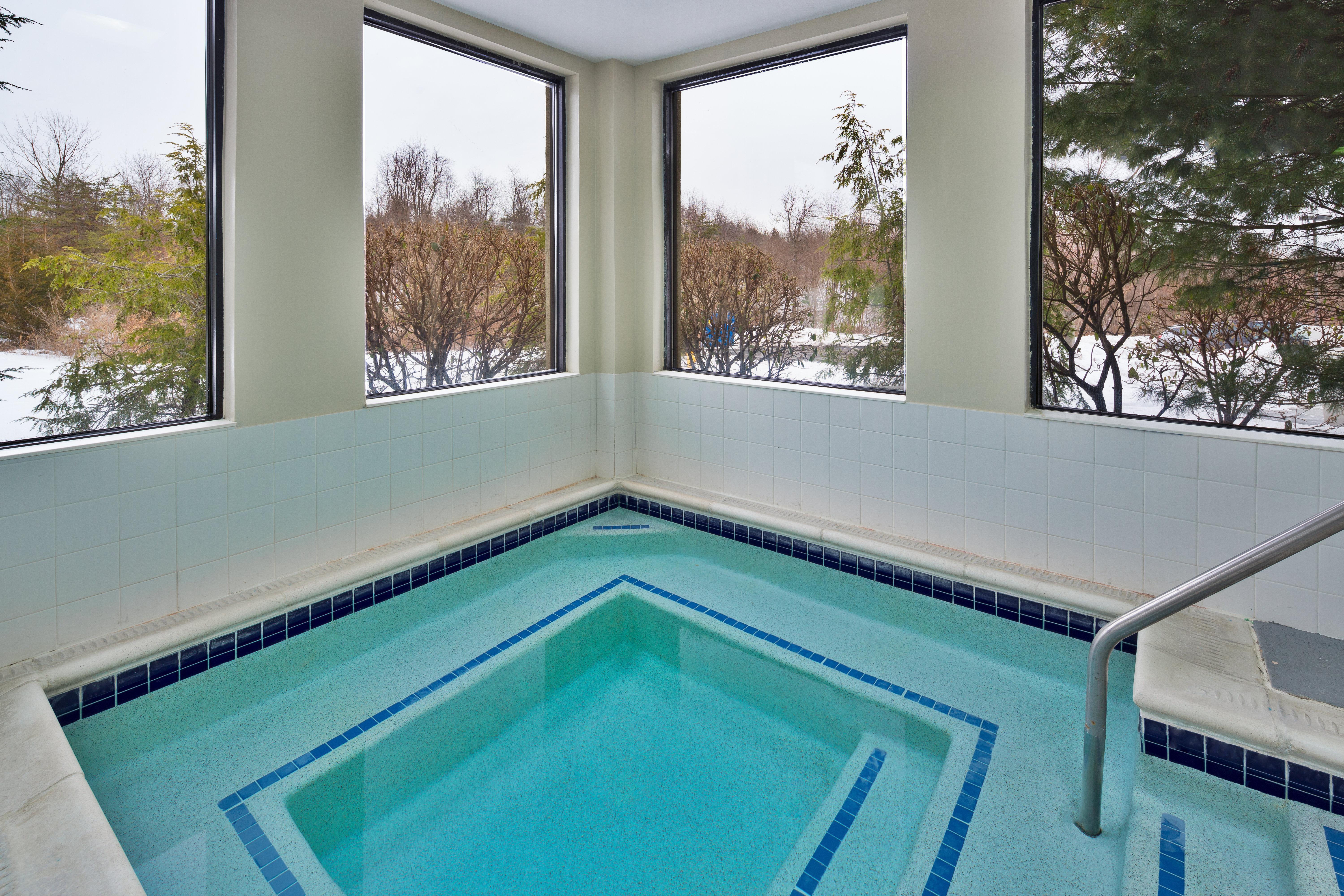 Holiday Inn Express Harrisburg I-81 - Hershey By Ihg Manadahill Bagian luar foto