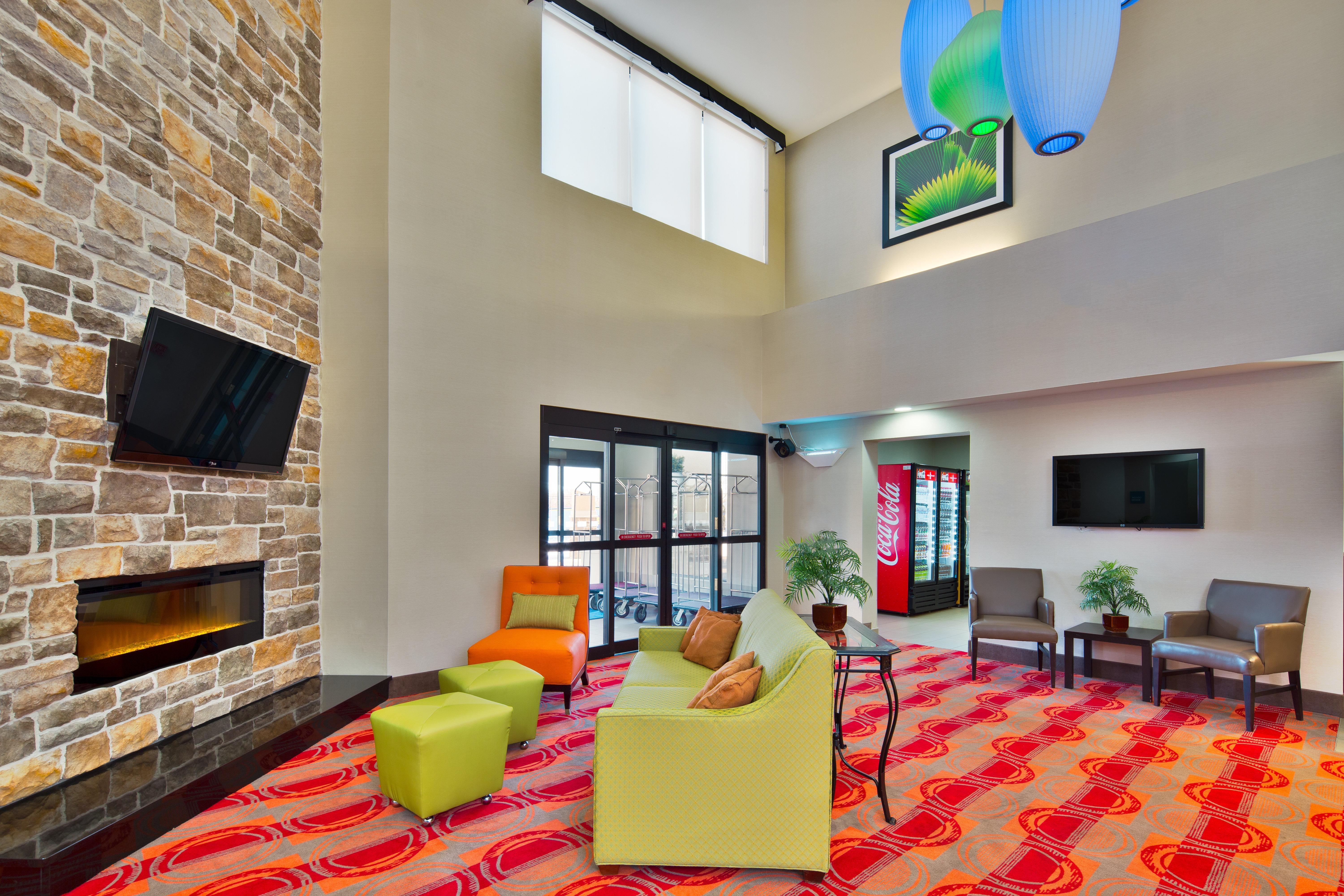Holiday Inn Express Harrisburg I-81 - Hershey By Ihg Manadahill Bagian luar foto