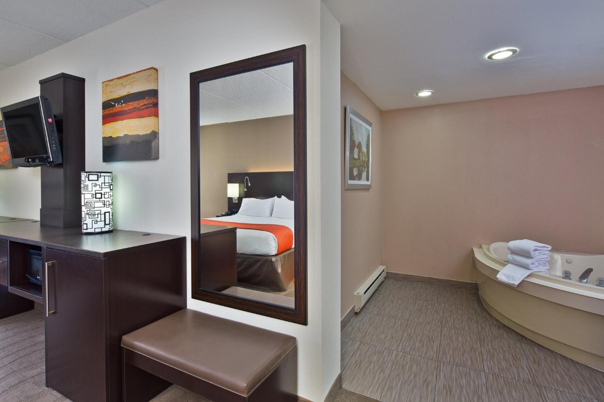 Holiday Inn Express Harrisburg I-81 - Hershey By Ihg Manadahill Bagian luar foto