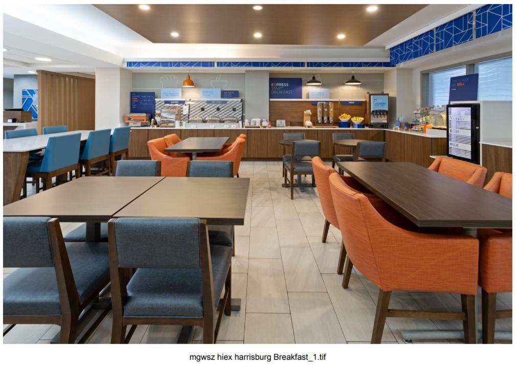 Holiday Inn Express Harrisburg I-81 - Hershey By Ihg Manadahill Bagian luar foto