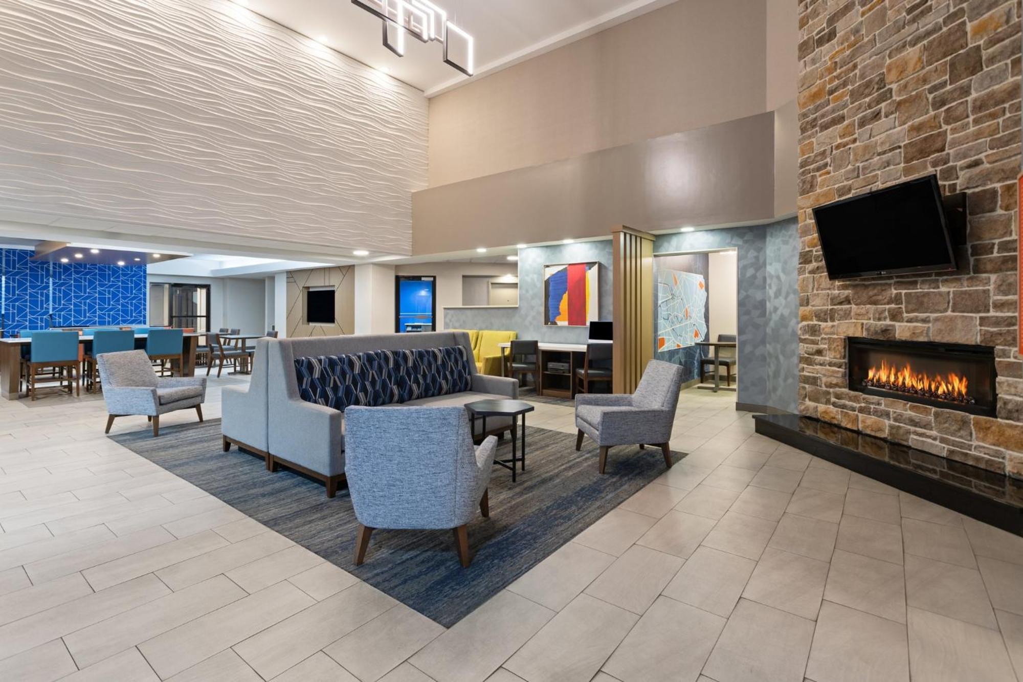 Holiday Inn Express Harrisburg I-81 - Hershey By Ihg Manadahill Bagian luar foto