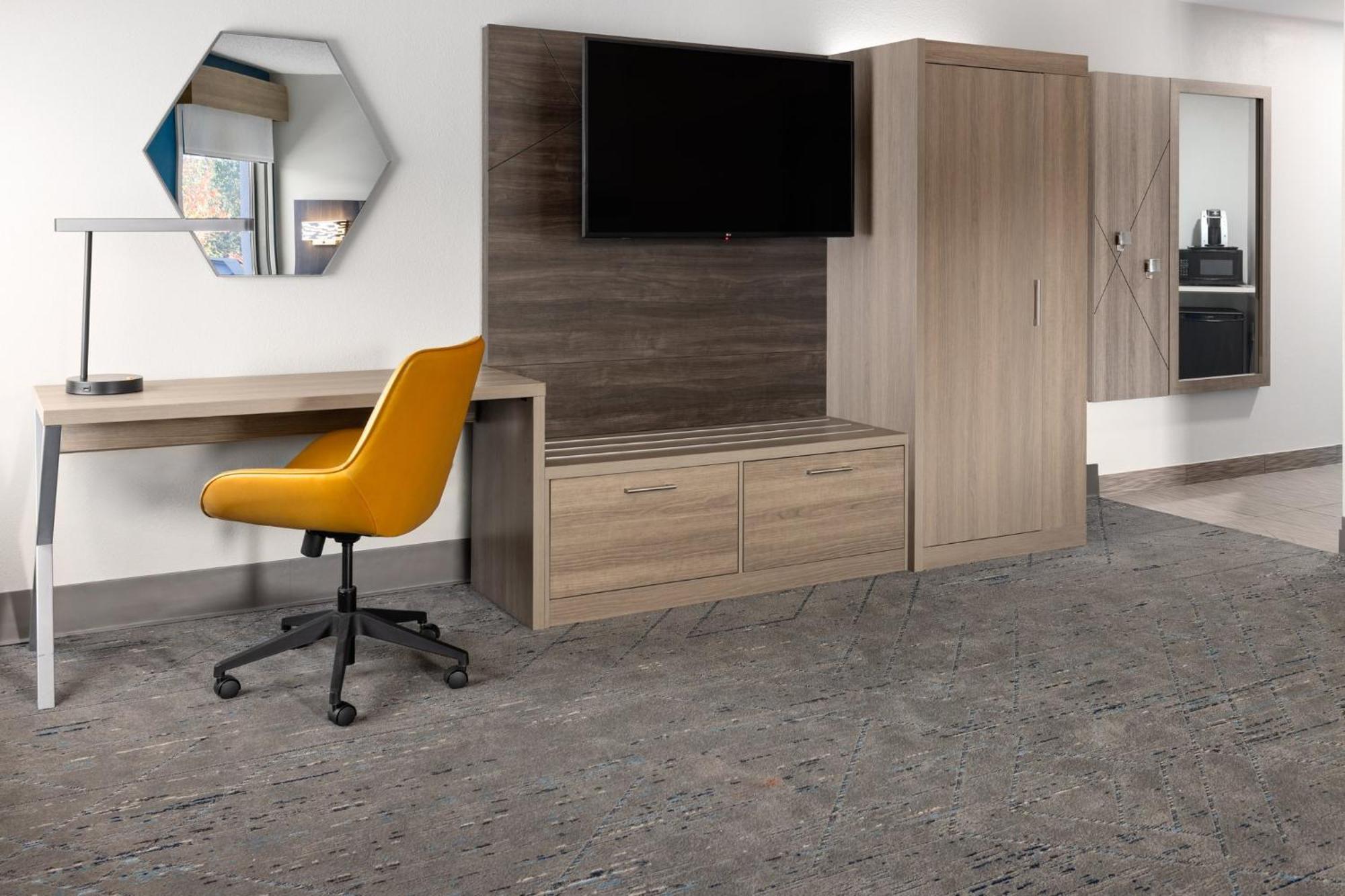 Holiday Inn Express Harrisburg I-81 - Hershey By Ihg Manadahill Bagian luar foto