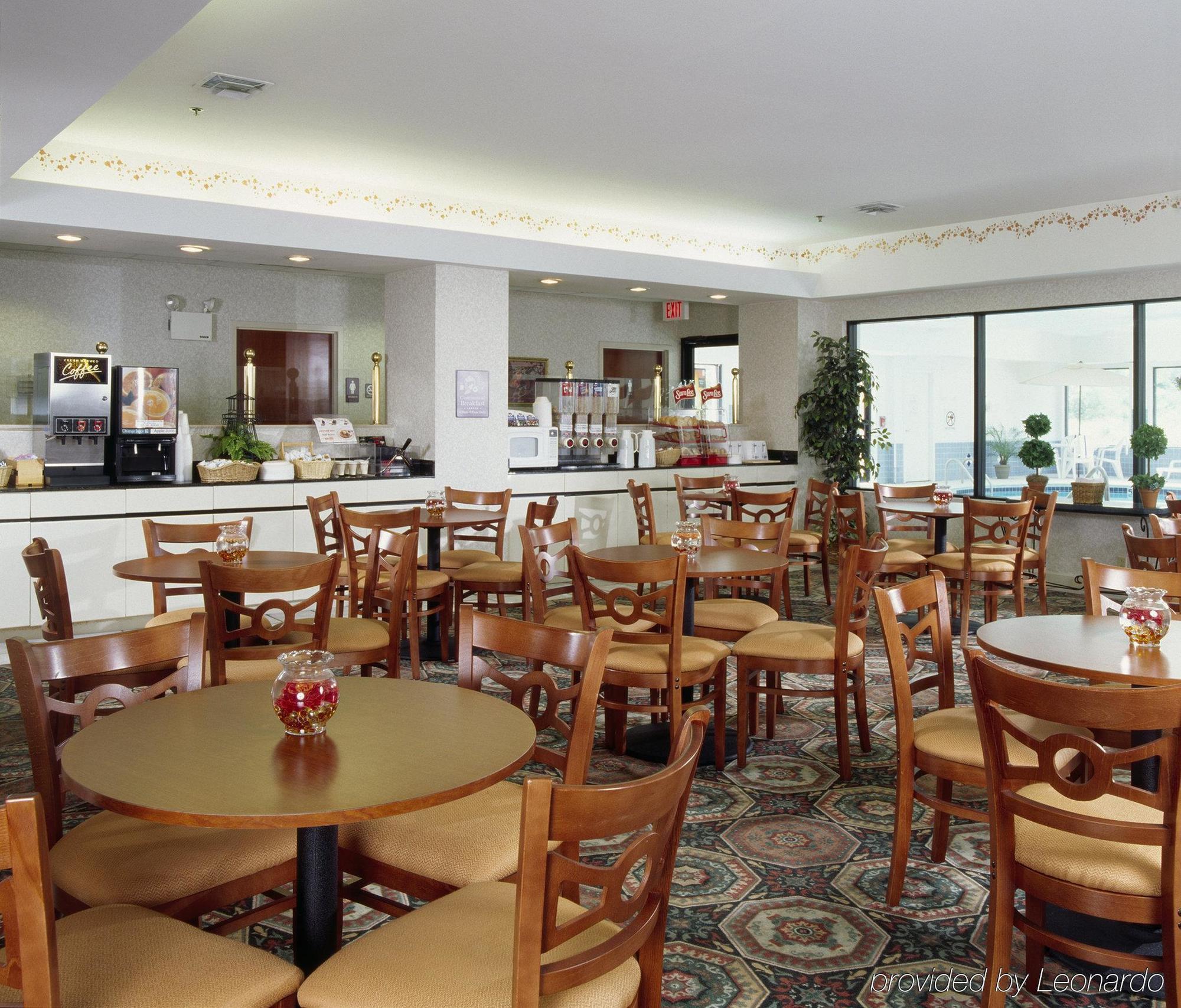 Holiday Inn Express Harrisburg Ne, An Ihg Hotel Manadahill Restoran foto